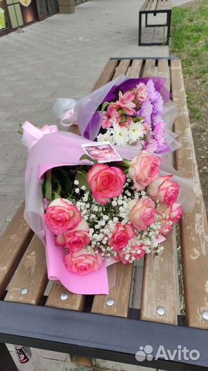 Доставка цветов и букетов