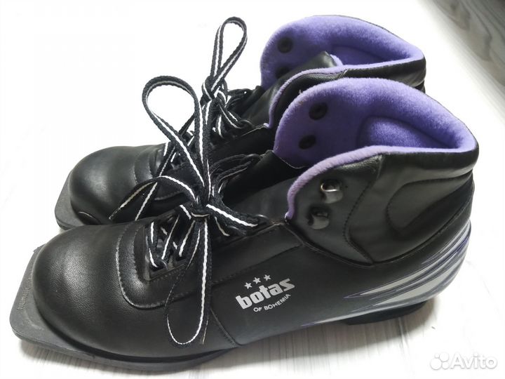 Ботинки лыжные