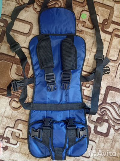 Новое Безкаркасное автокресло 9-36 кг