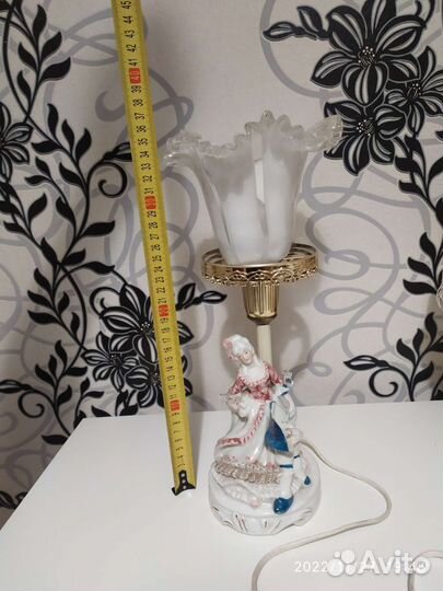 Статуэтка светильник. Германия