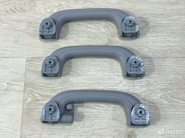 Ручка потолочная Kia Ceed универсал G4FC 2012