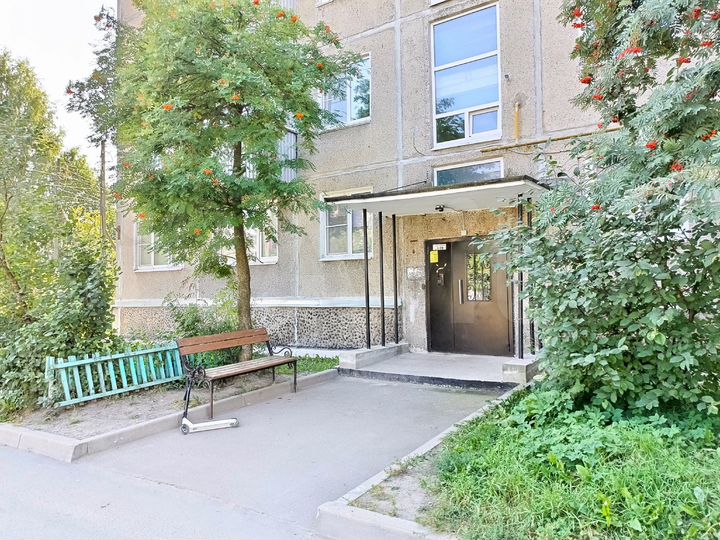 3-к. квартира, 49 м², 2/5 эт.