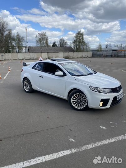 Инструктор по вождению на АКПП