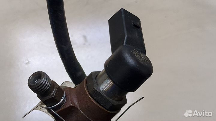 Форсунка топливная Audi A3 (8P), 2010