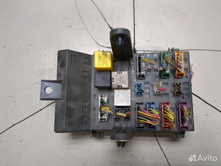 Блок предохранителей Renault Laguna, 2000