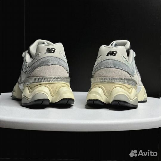 Кроссовки New Balance 9060