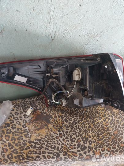 Задний правый фонарь Mitsubishi Outlander3