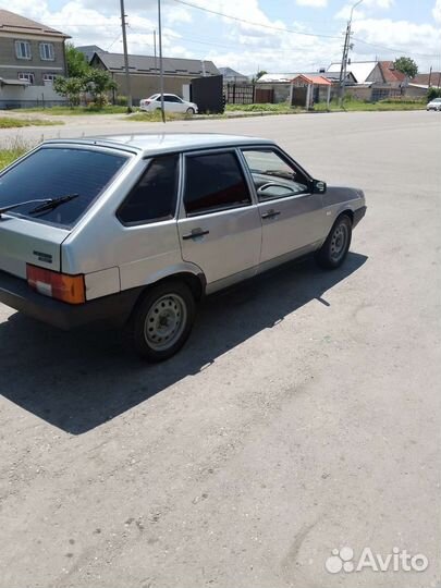 ВАЗ 2109 1.5 МТ, 2003, 200 000 км