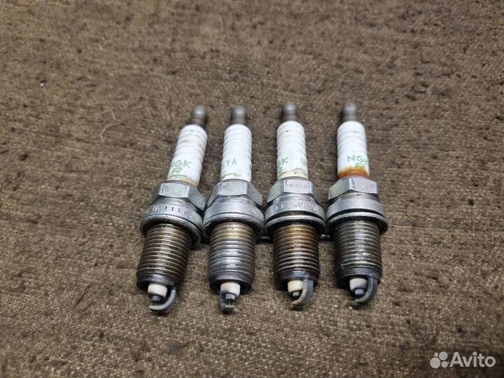 Свечи зажигания NGK BKR6EYA