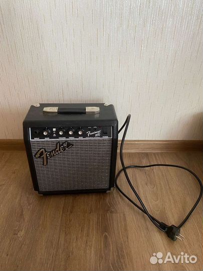 Электро гитара с комбиком fender