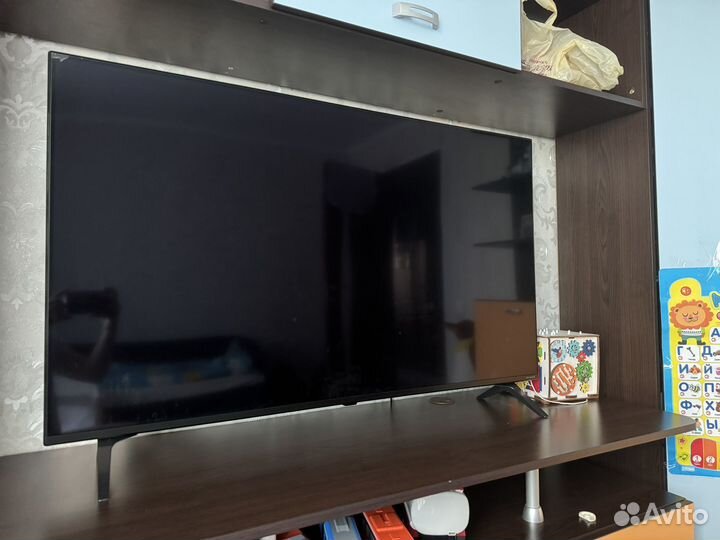 Телевизор на запчасти LG
