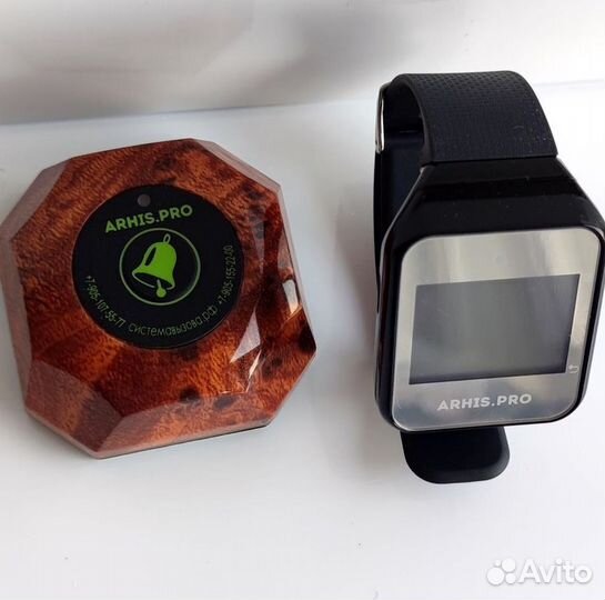 Кнопка вызова официанта с часами-пейджером