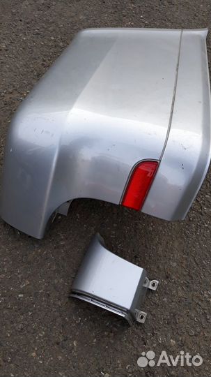 Задний бампер левая часть Mercedes W639