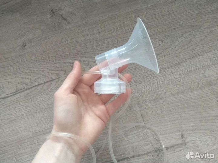 Молокоотсос medela ручной