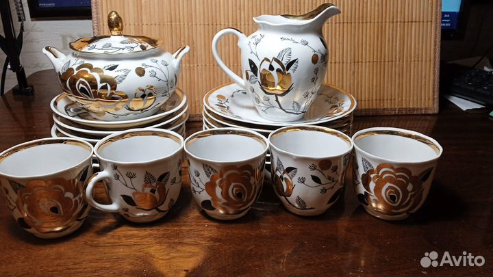 Cервиз Золотая роза