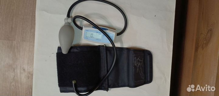 Тонометры: ручной и механический