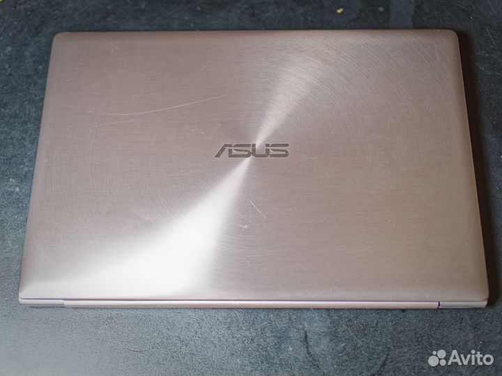 Ультрабук Asus 303L на Windows 11 с SSD 512gb+24Gb