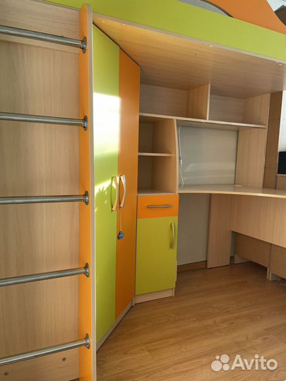 Уголок школьника