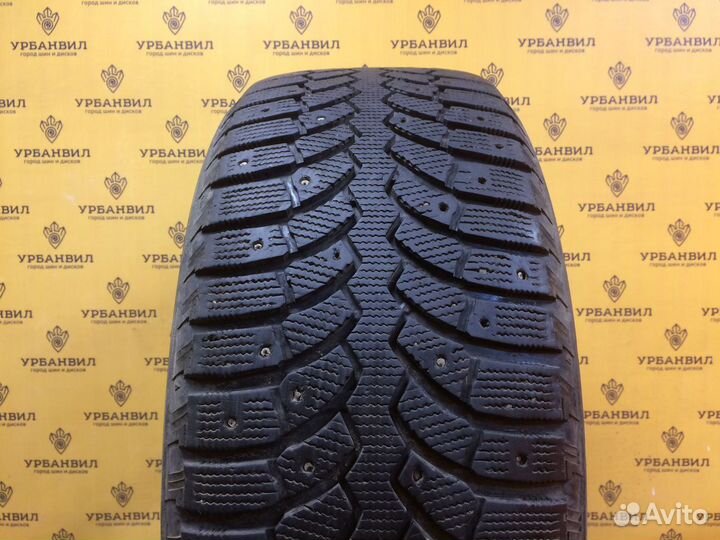 Bridgestone Blizzak Spike-01 235/55 R17 103T