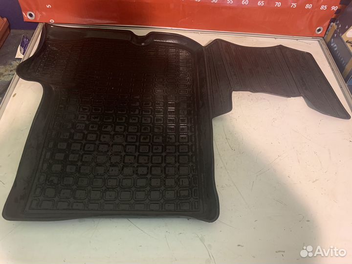 Renault Sandero Коврики салона резиновые