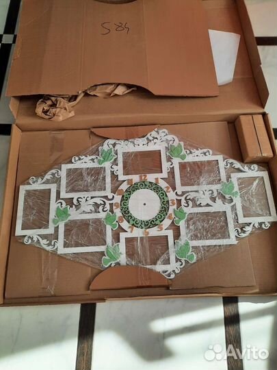 Часы с рамками для фото