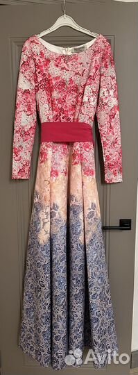 Вечернее платье