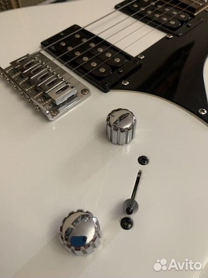 Электрогитара