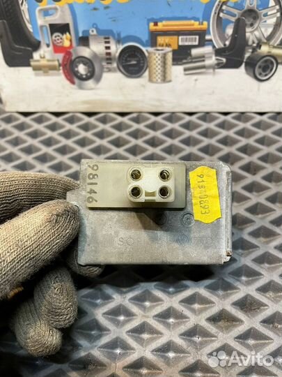 Резистор печки Volkswagen Passat B3