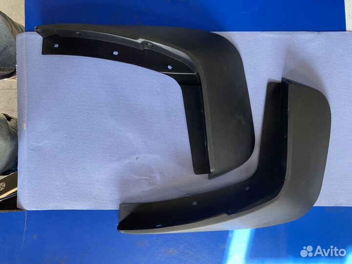 Брызговики на range rover vogue