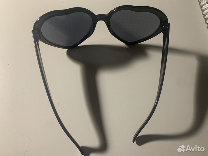 Очки с эффектом сердечек