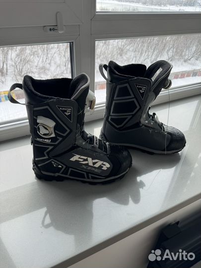 Снегоходные ботинки fxr