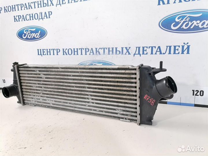 Интеркулер Renault Trafic 2001