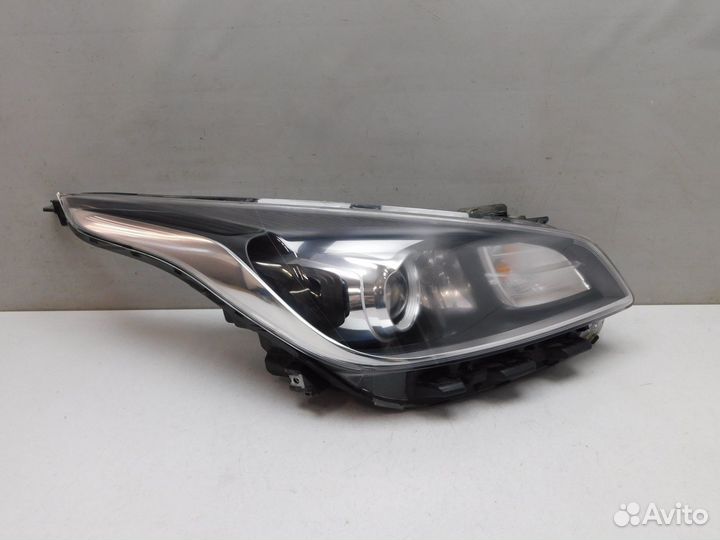 Фара правая Kia Rio