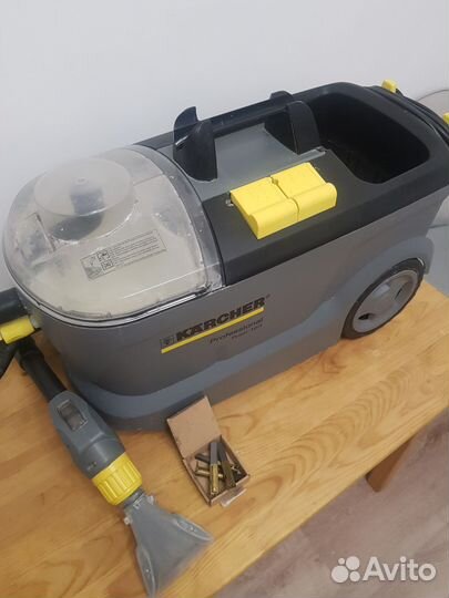 Моющий пылесос Karcher puzzi 10. 1