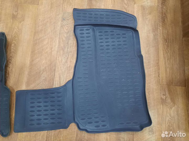 Коврики на Honda CR-V 2 поколения