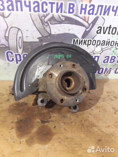 Кулак поворотный передний левый Renault Logan