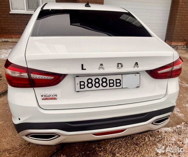 Бескаркасные держатели номерного знака