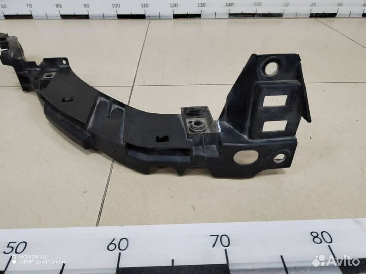 Кронштейн фар правый Volkswagen Polo Sed RUS 2011