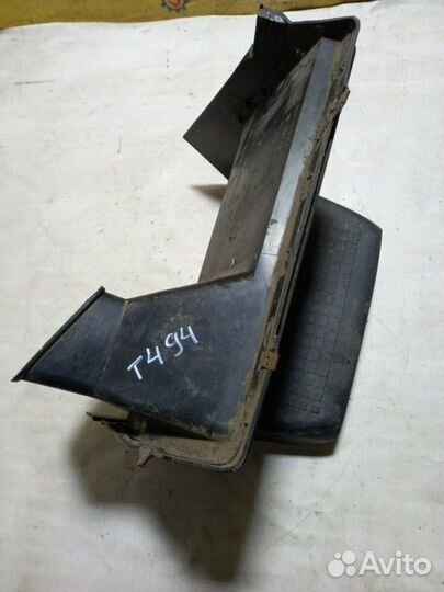 Накладка торпеды нижняя Volkswagen Transporter Т4