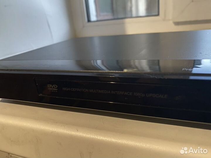 DVD-плеер Sony DVP-NS728H