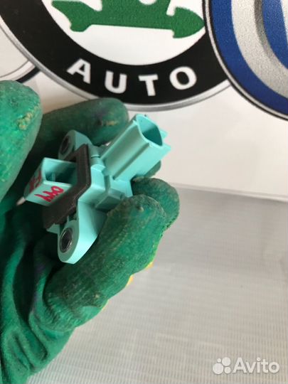 Датчик airbag Audi A5 8T cdnc 2010