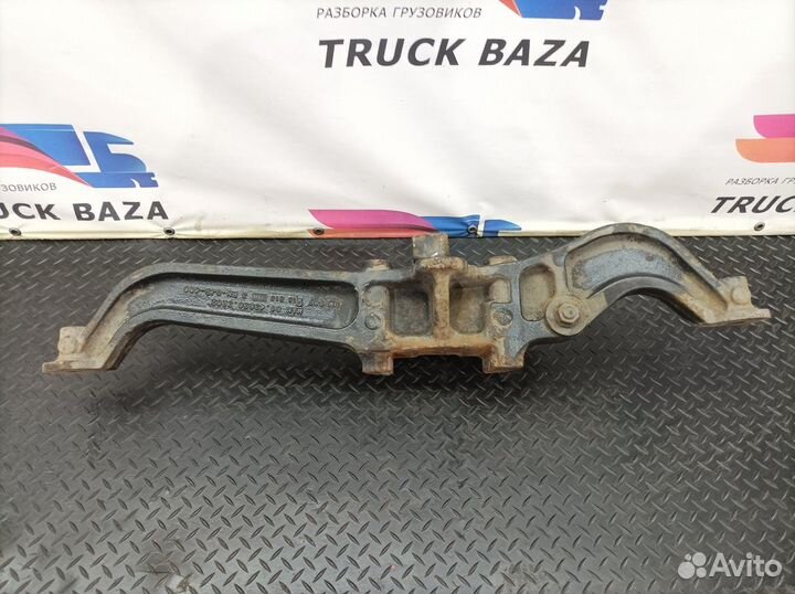 81436300202 Кронштейн пневморессоры правый