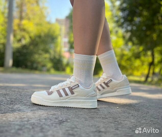 Кроссовки adidas