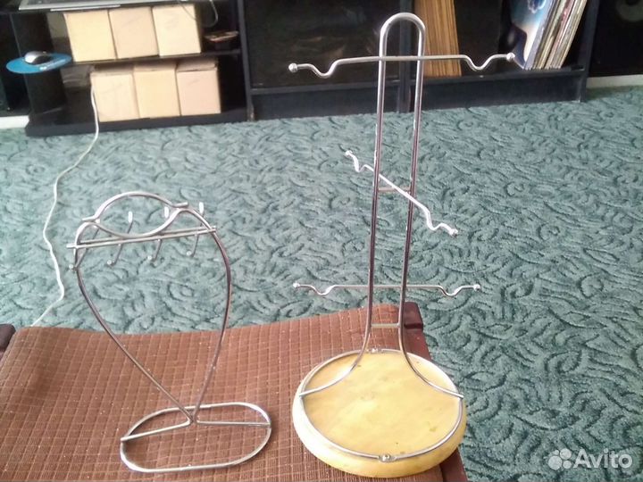 Стойки для кружек и столовых приборов