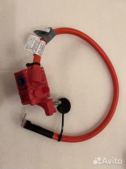 Плюсовой провод клемма аккумулятора BMW X3 F25