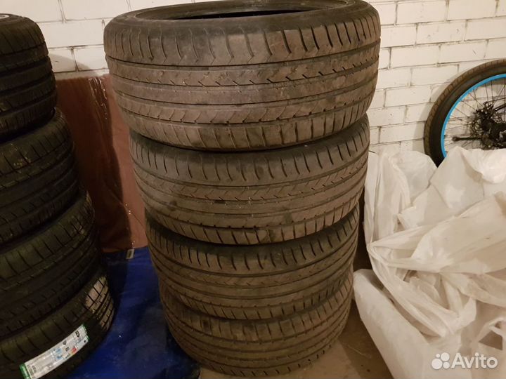 Goodyear EfficientGrip 255/45 R18