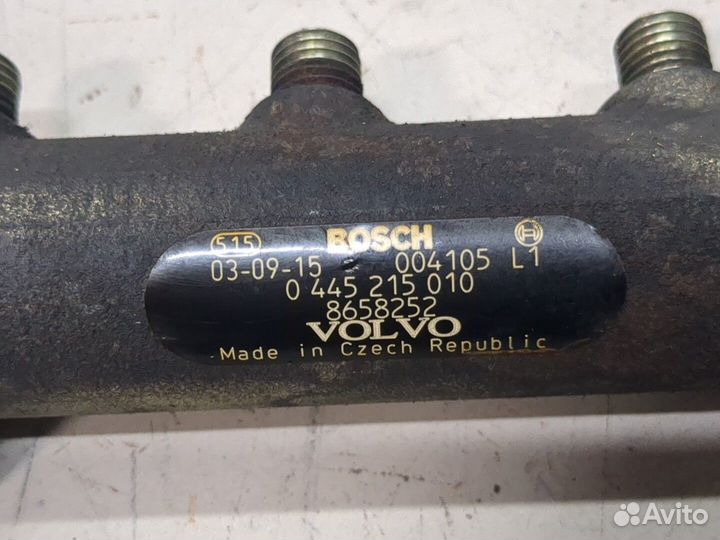 Рампа топливная Volvo XC70, 2003