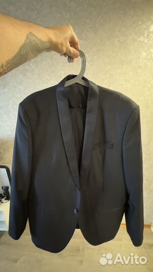 Мужской костюм смокинг