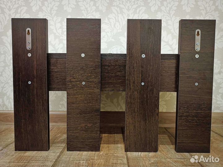 Вешалка новая