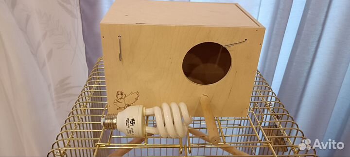 Клетка для среднего попугая бу